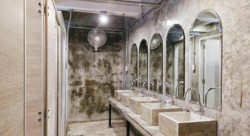 בנגקוק Vm1 Hostel מראה חיצוני תמונה